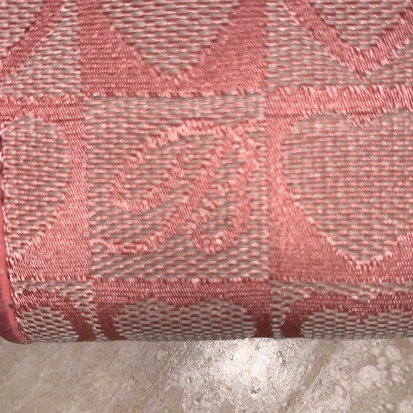 BRIGHTON wallet, pink croc print leather with pink hearts fabric. Adorable! - Picture 10 of 16